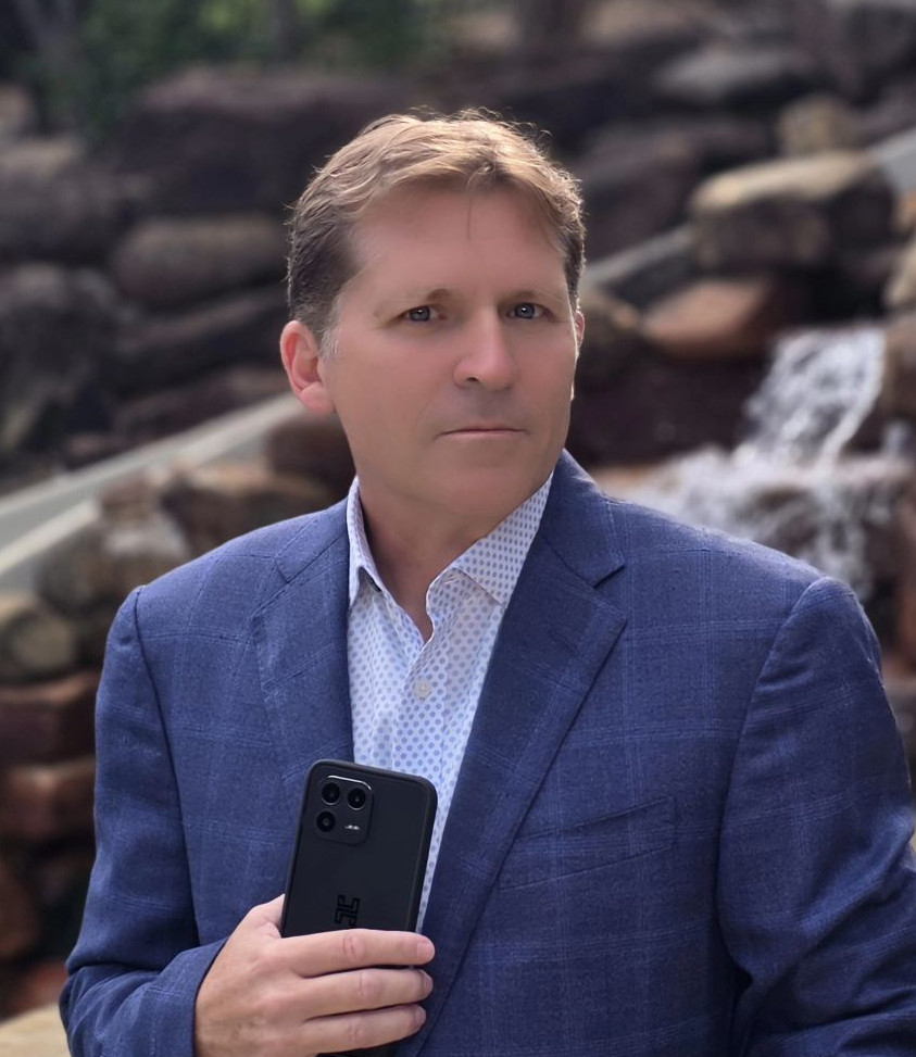 Victor Cocchia, CEO